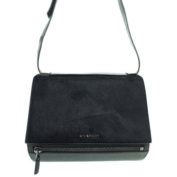 Givenchy Harako Shoulder Bag Black - Picture 1 of 8